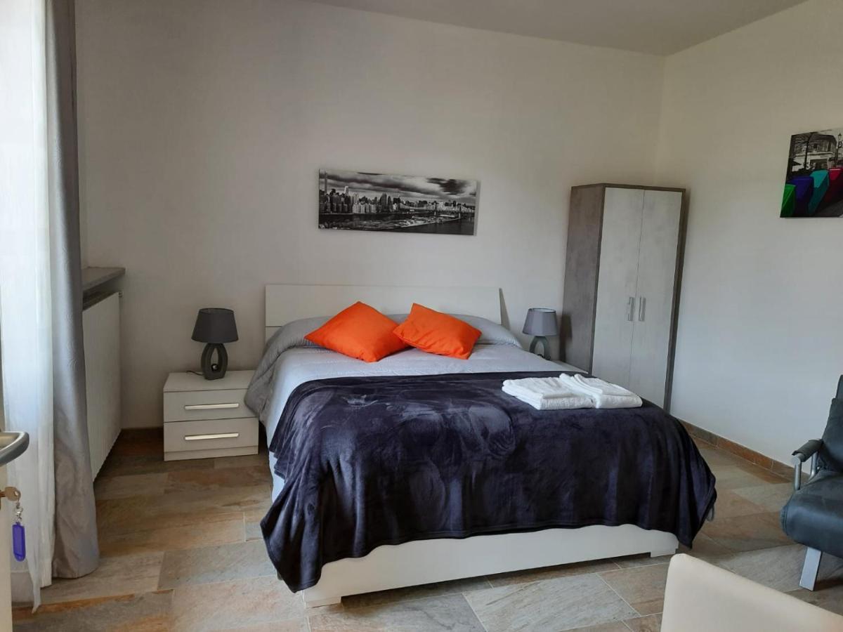 Bed and Breakfast Nautica Tarello - Casa Ena Beb Viverone Exterior foto
