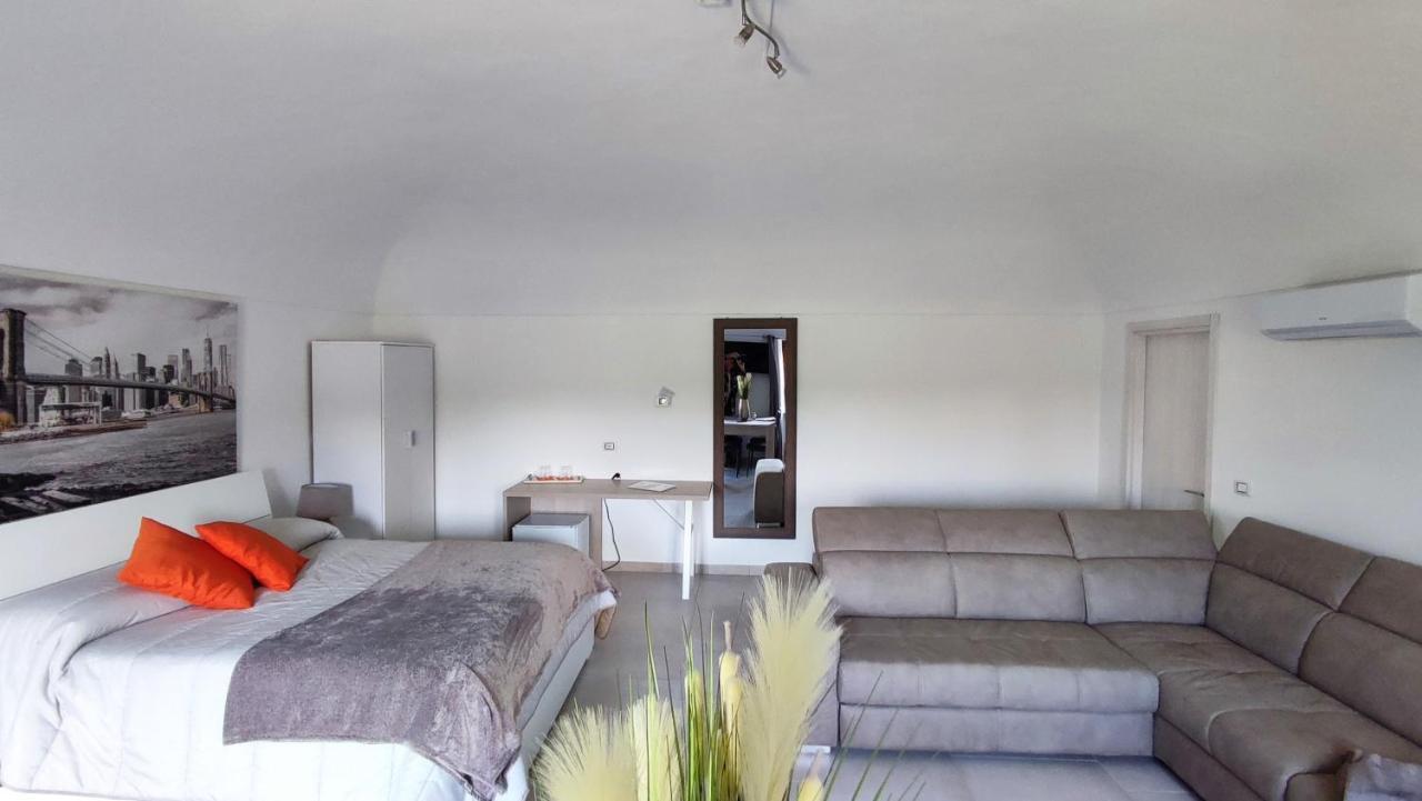Bed and Breakfast Nautica Tarello - Casa Ena Beb Viverone Exterior foto