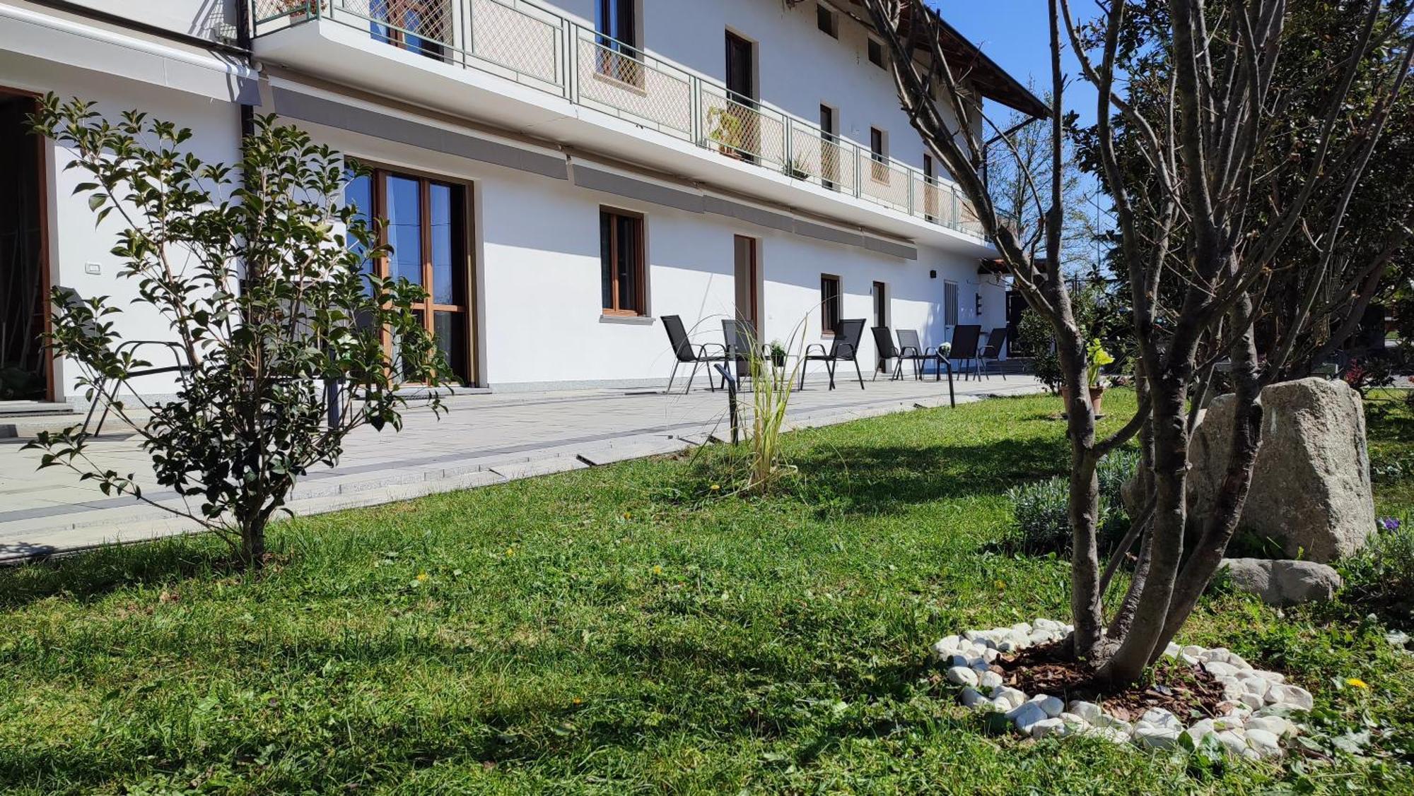 Bed and Breakfast Nautica Tarello - Casa Ena Beb Viverone Exterior foto